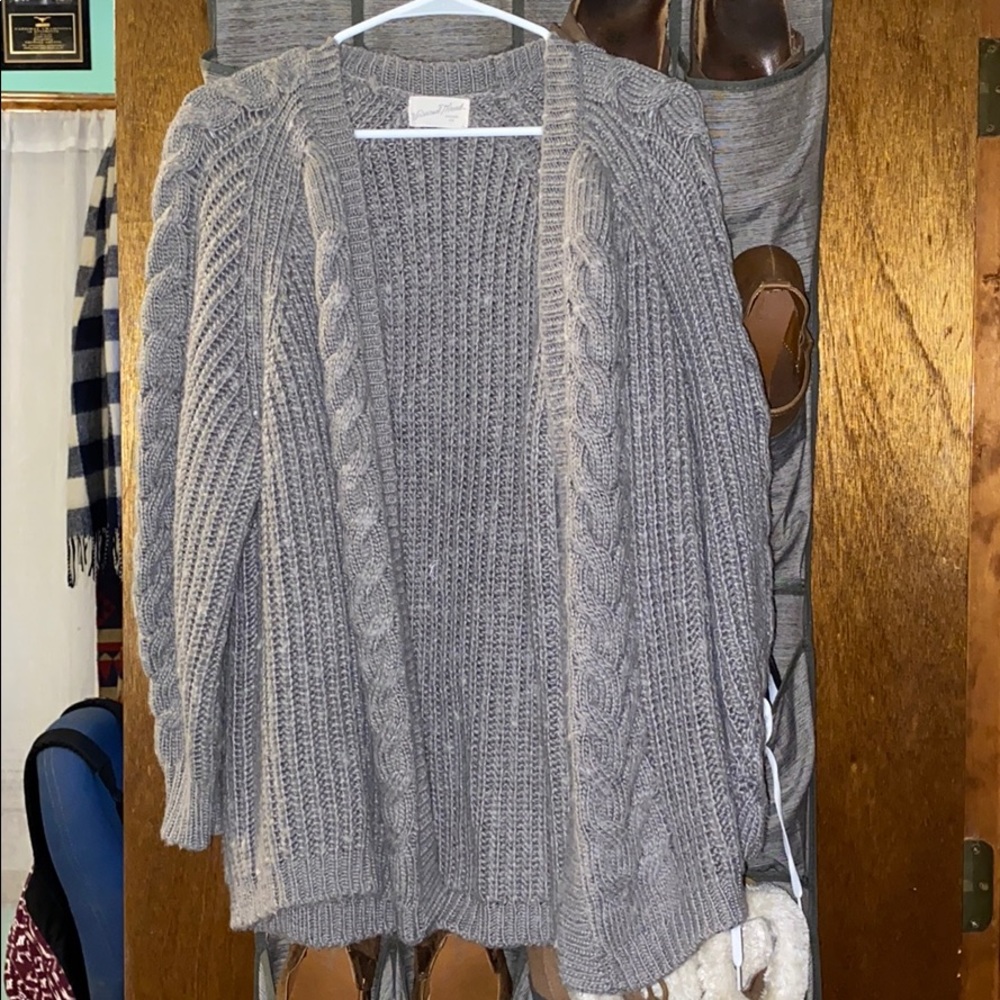 Grey chunky sweater cardigan